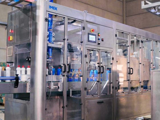 Rótulo sleeve 360 graus: quando a embalagem se torna uma experiência visual completa