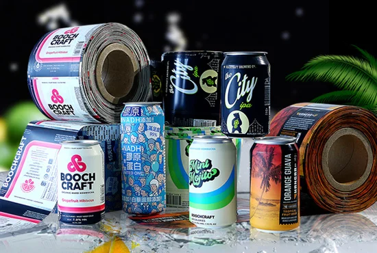 Diferença entre rótulo sleeve e adesivo: entenda qual é a melhor opção para sua embalagem