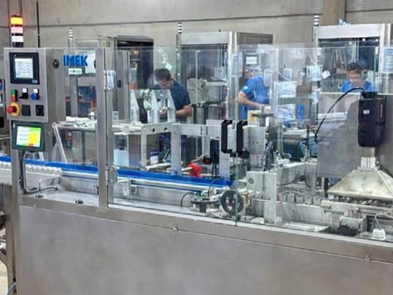 Sleeve label como estratégia de marca, eficiência industrial e impacto direto nas vendas